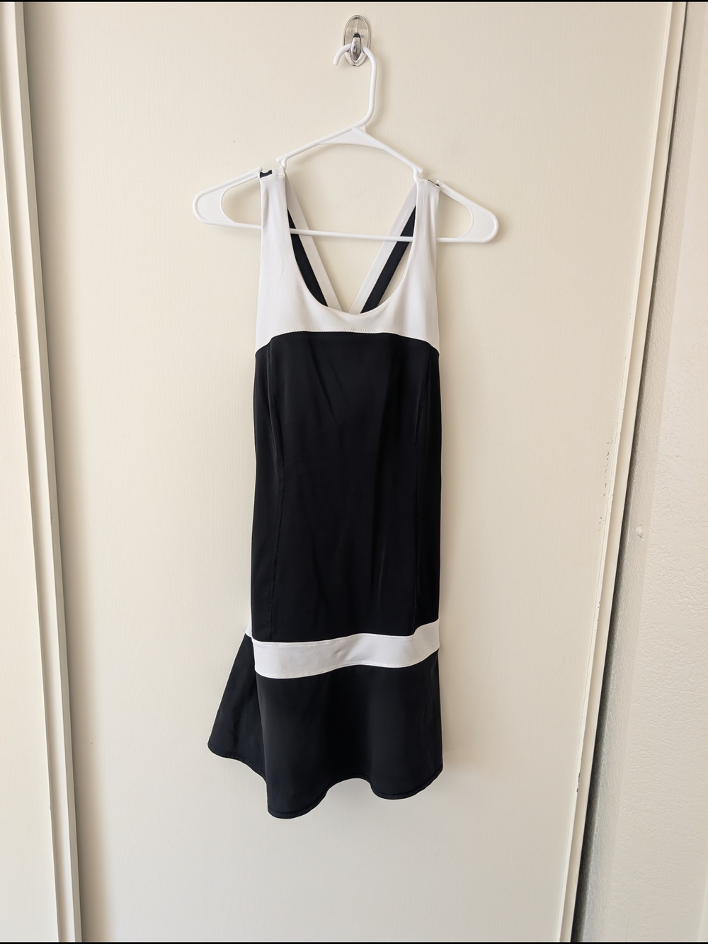 lululemon athletica Womens 8 Hot Hitter Dress Black White Tennis Golf Activewear